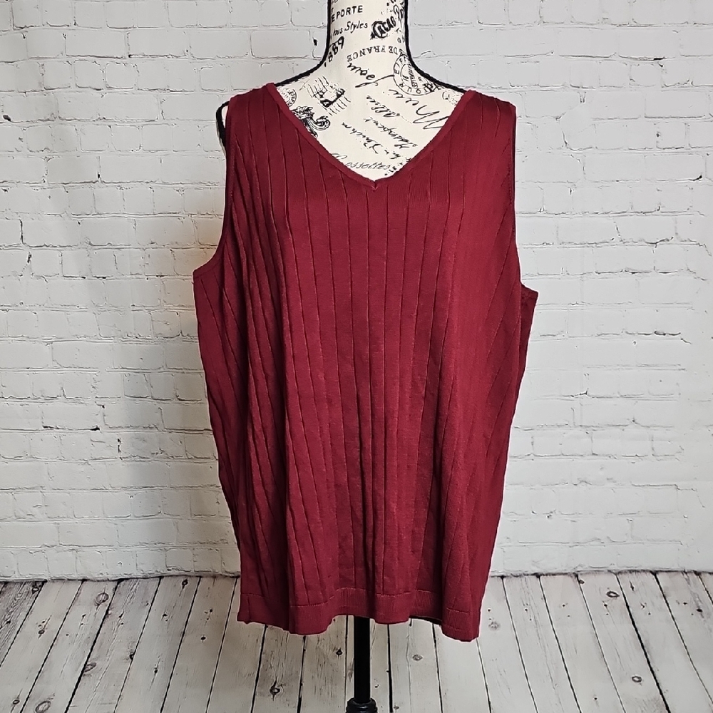Lane Bryant V-Neck Burgundy Sleeveless Top